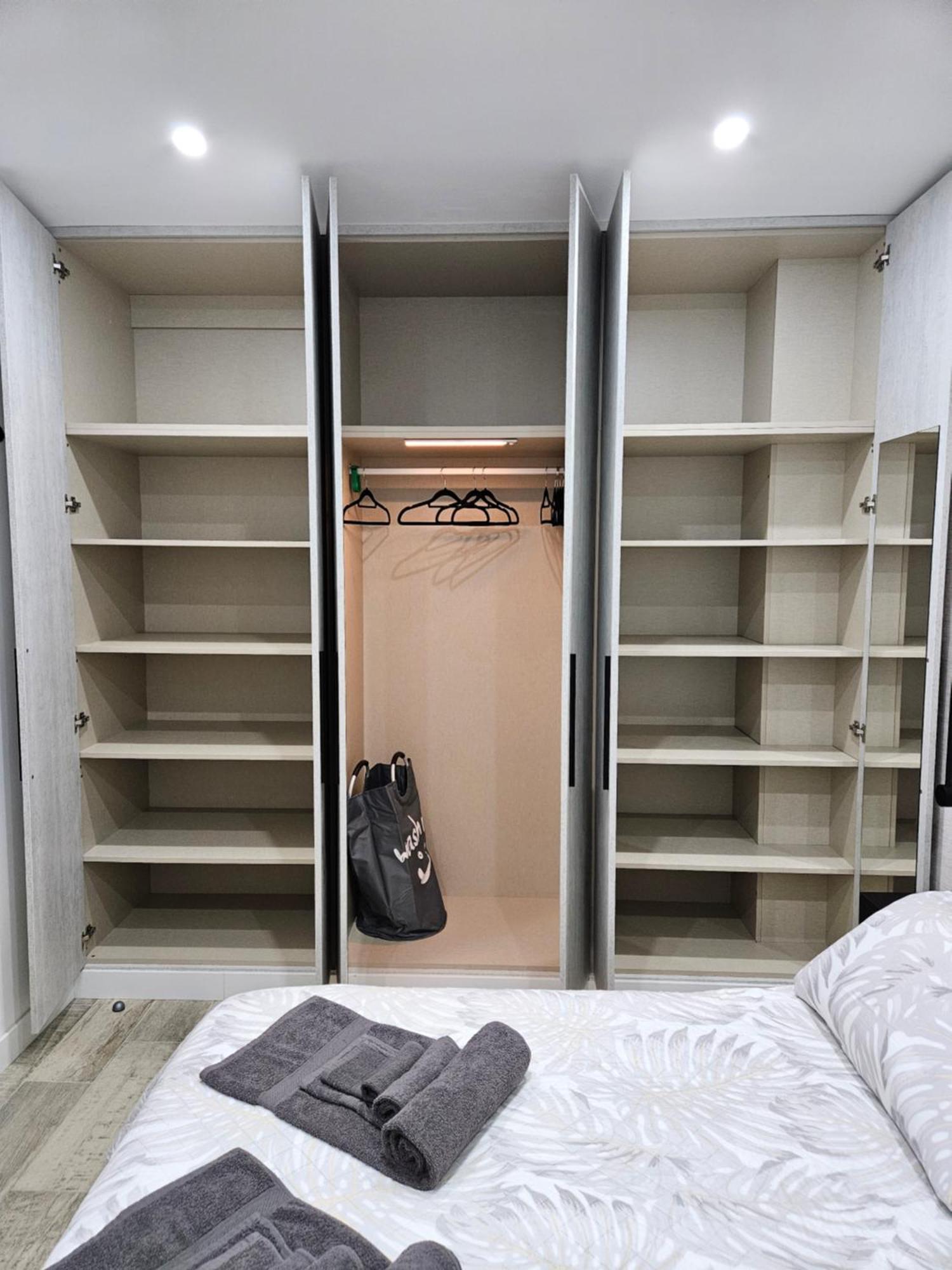 Habitacion Centrica De Lujo Gv 5 บาเลนเซีย ภายนอก รูปภาพ