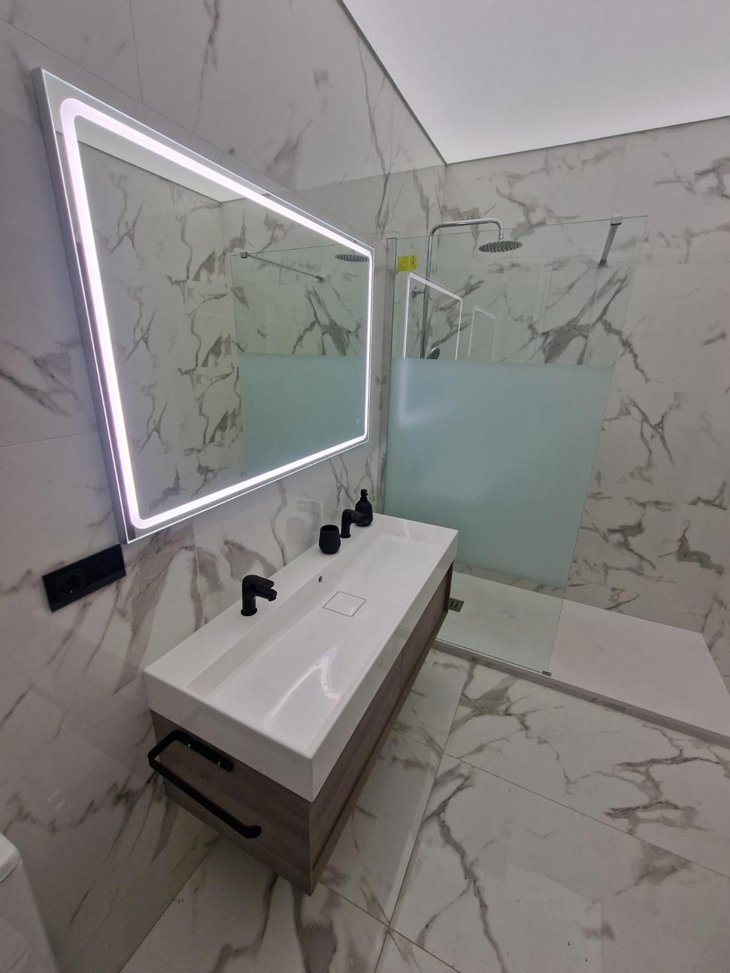 Habitacion Centrica De Lujo Gv 5 บาเลนเซีย ภายนอก รูปภาพ